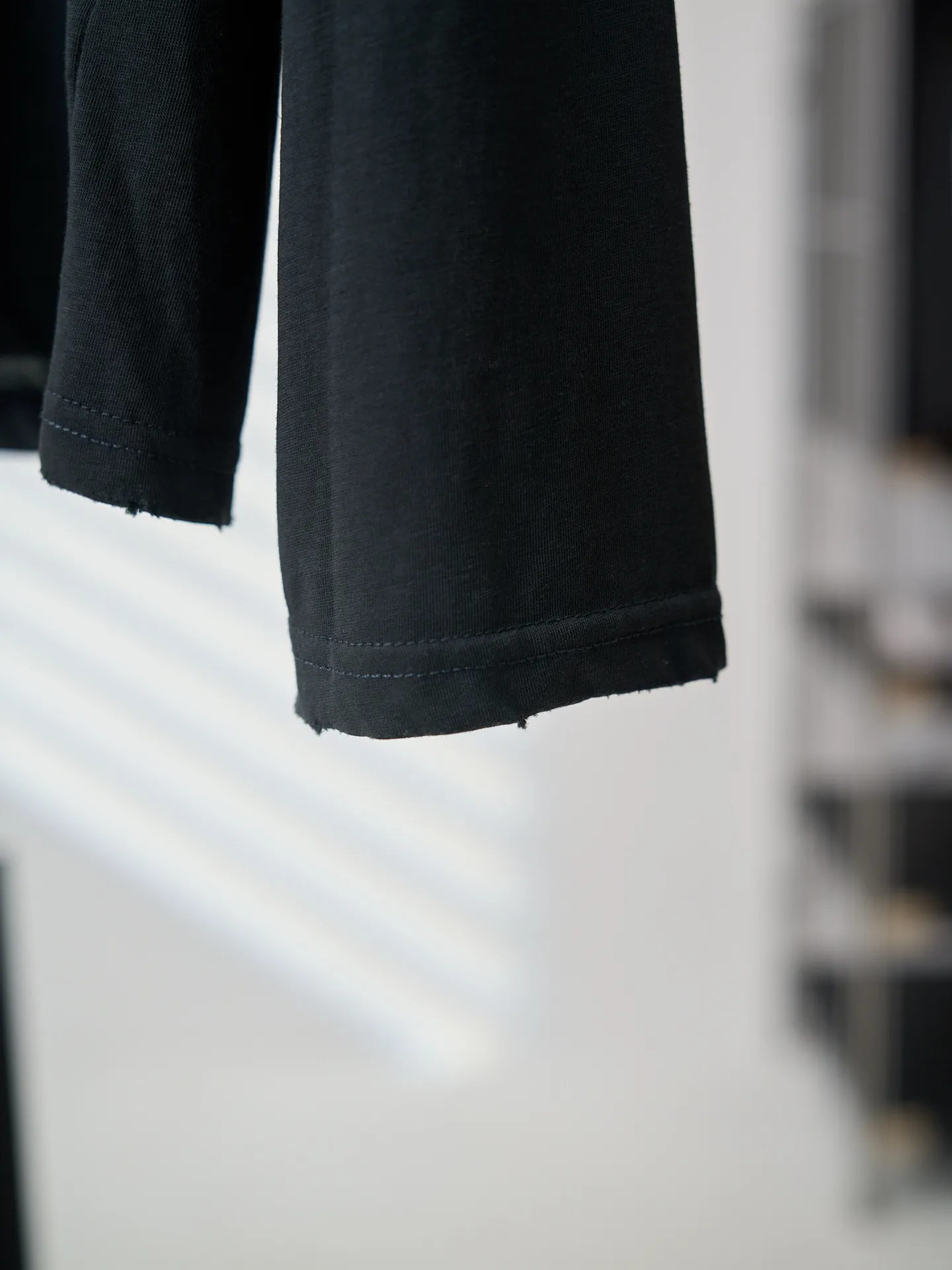 【 】Acne Studios （ ） 【In Stock】S M L ， ， Breathable。 ， Retro 。 Acne Studios ， 。 ， 。 ， ， ， ， Versatile。 1 ， 。 2. ， 。 3. ， ， 。 4 ， ， ， 、 ， 。